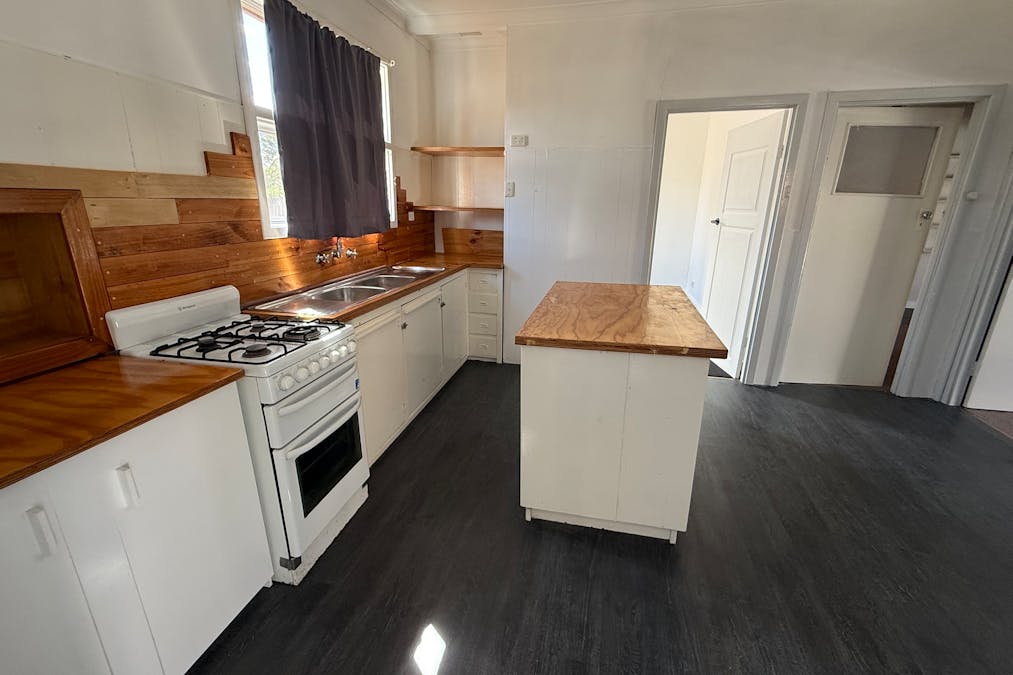 4C Preston Street, Mandurah, WA, 6210 - Image 4