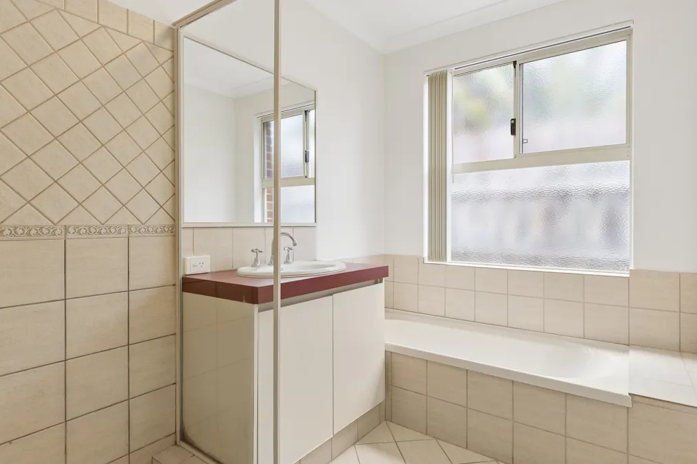 11 Chantilly Circuit, Meadow Springs, WA, 6210 - Image 12