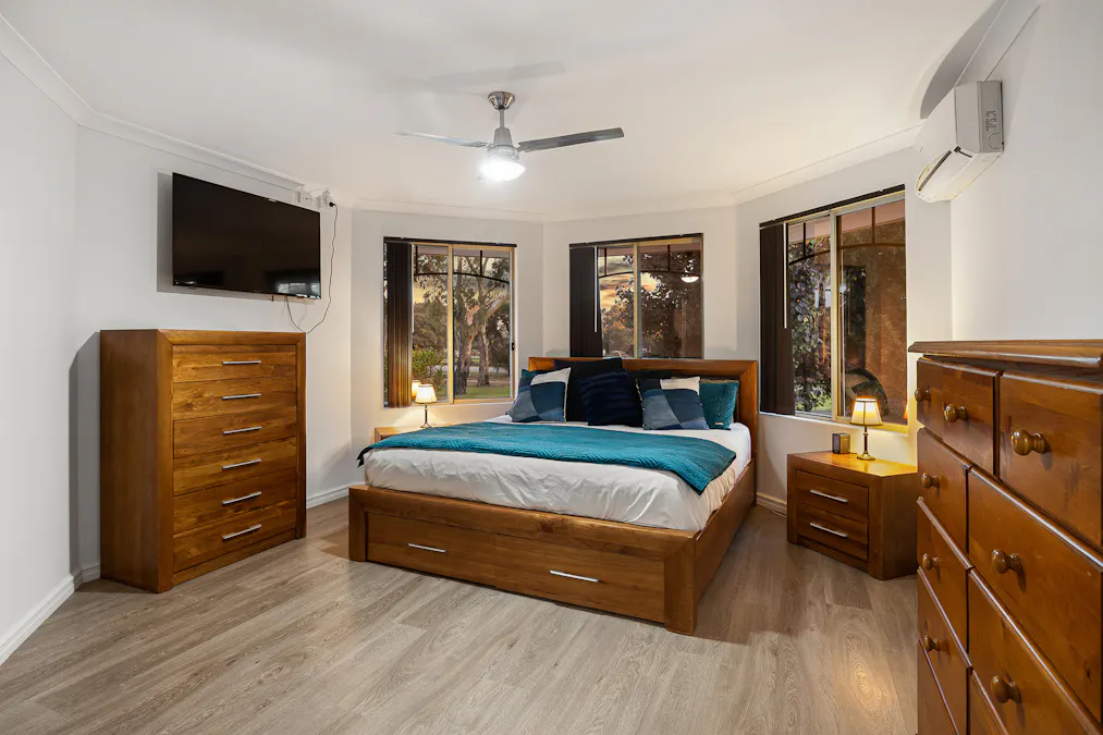 42 Braddock Road, Wellard, WA, 6170 - Image 14