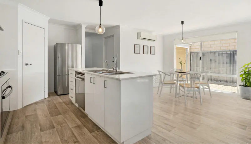 5 Medway Road, Lakelands, WA, 6180 - Image 4