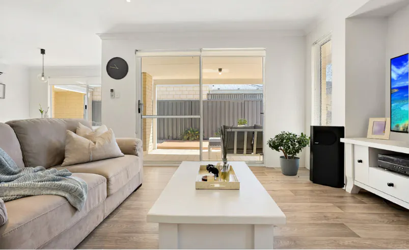 5 Medway Road, Lakelands, WA, 6180 - Image 8