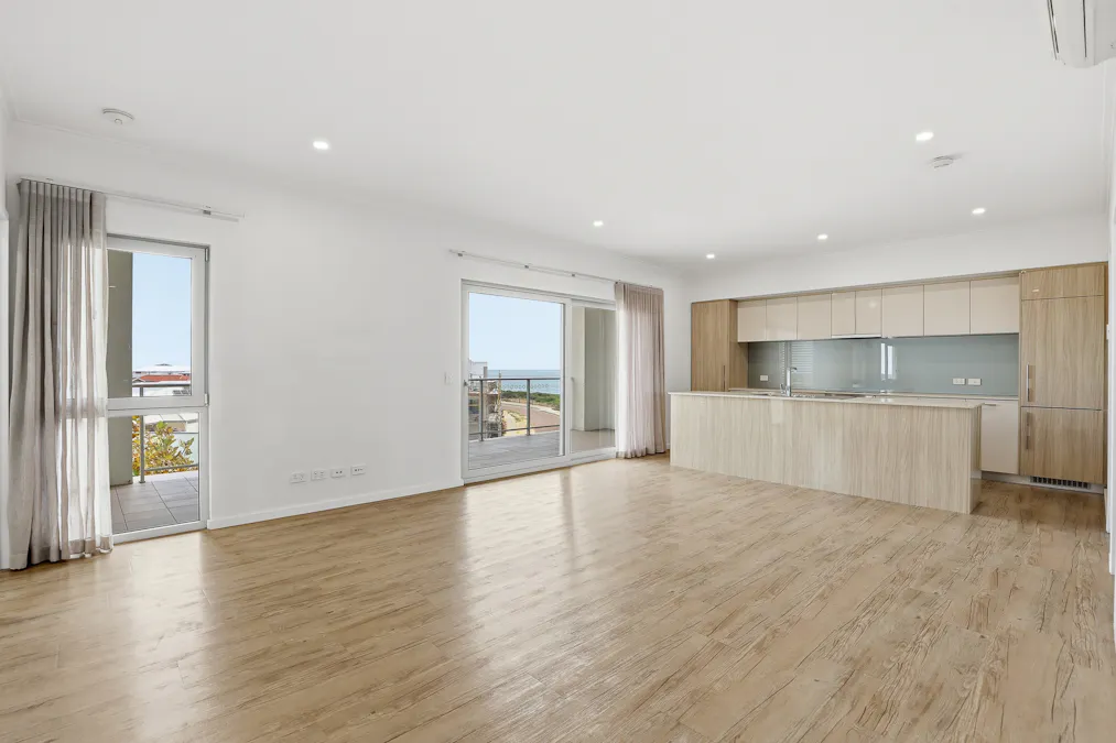 35/150 Boardwalk Boulevard, Halls Head, WA, 6210 - Image 1