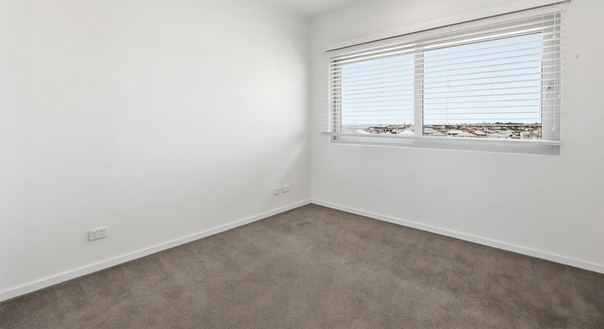 35/150 Boardwalk Boulevard, Halls Head, WA, 6210 - Image 4