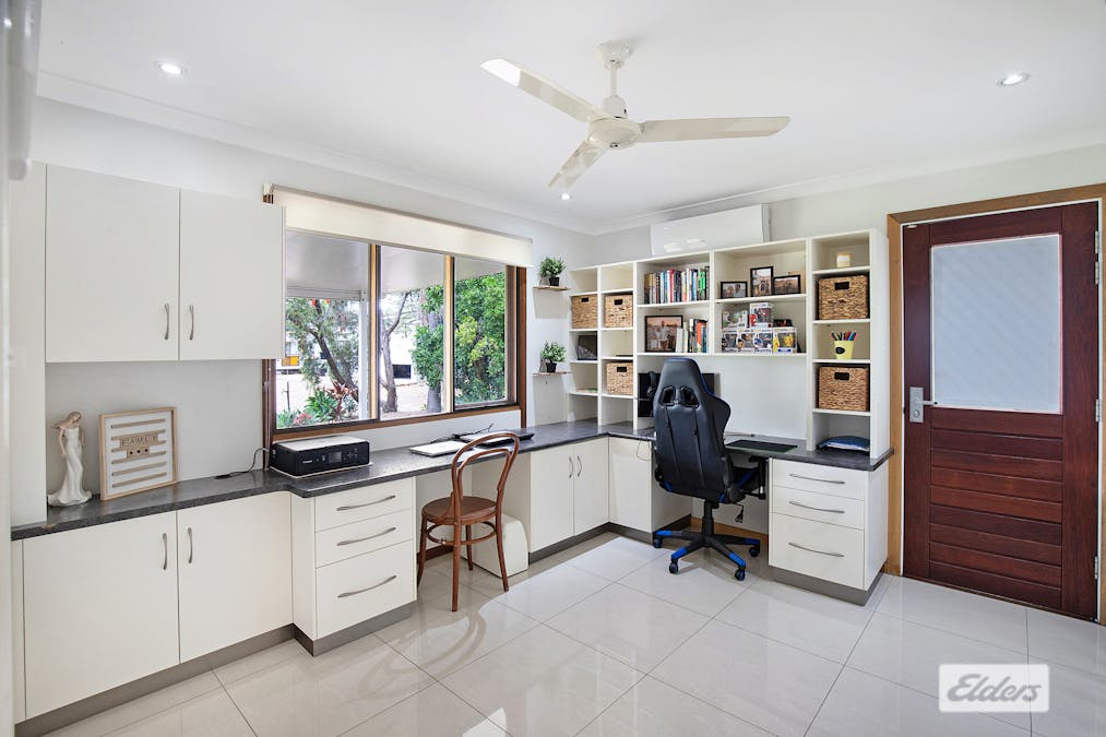 19 Crendon Street, Emerald, QLD, 4720 - Image 13