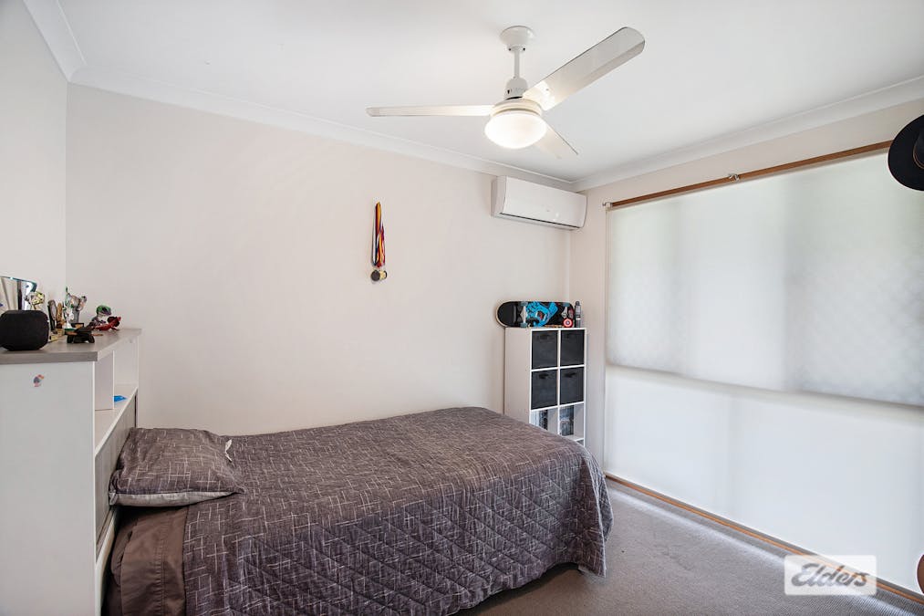 19 Crendon Street, Emerald, QLD, 4720 - Image 12