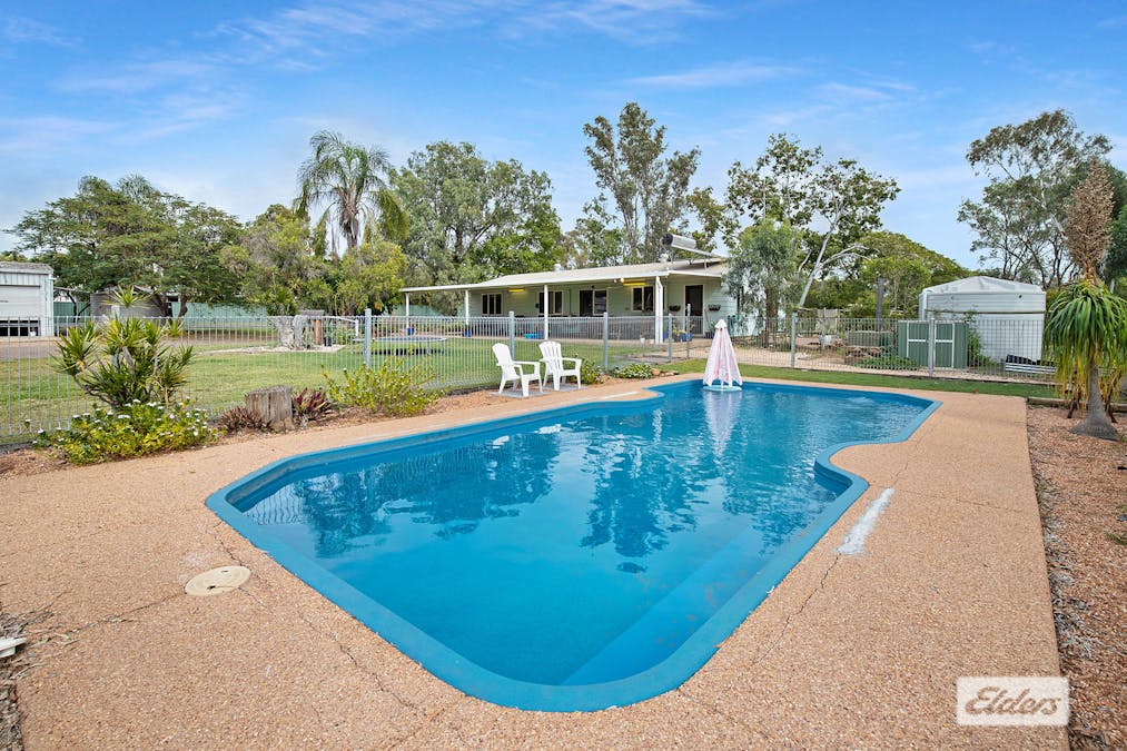 19 Crendon Street, Emerald, QLD, 4720 - Image 17