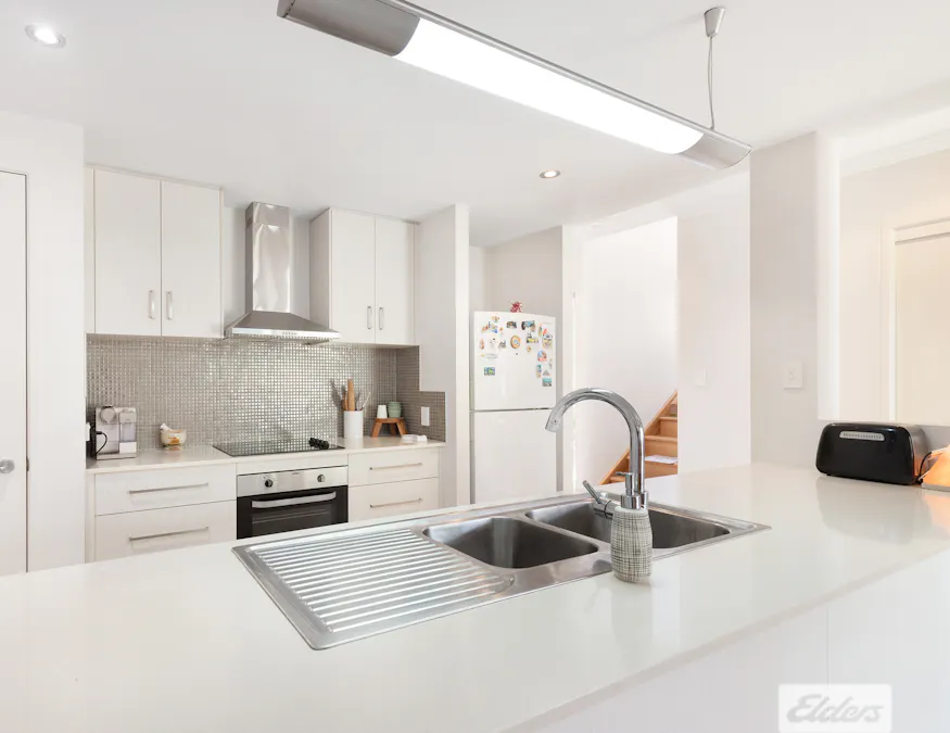 4/18-24 Mooney Crescent, Emerald, QLD, 4720 - Image 3
