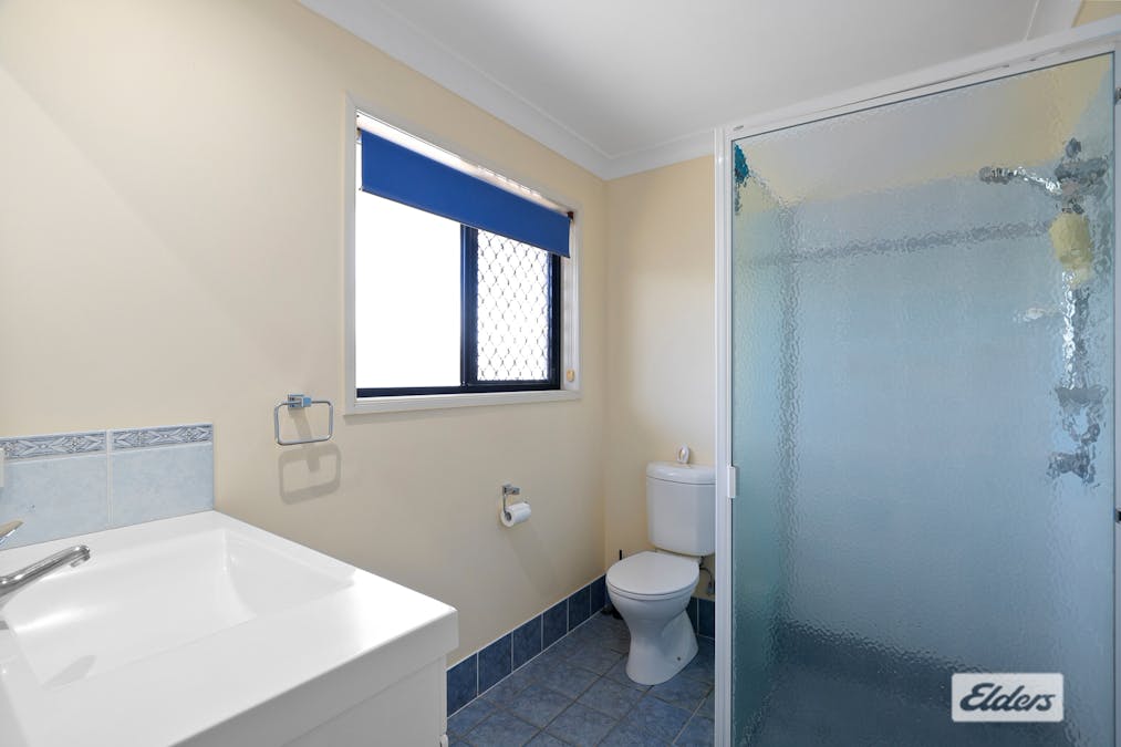 26 Callaghan Street, Emerald, QLD, 4720 - Image 11
