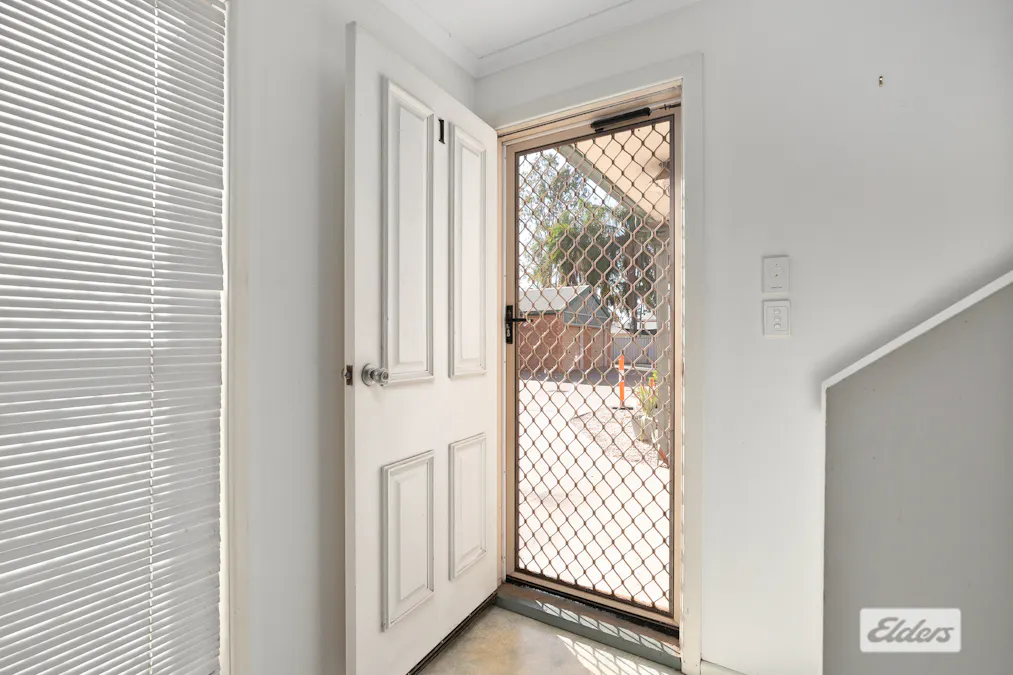 1/39 Campbell Street, Emerald, QLD, 4720 - Image 4