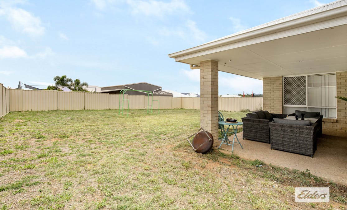 7 Windermere Street, Emerald, QLD, 4720 - Image 16
