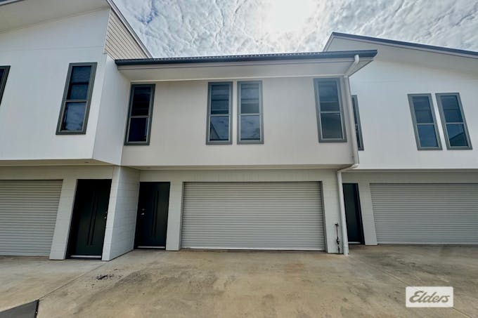 5/9 Cypress Drive, Emerald, QLD, 4720 - Image 1