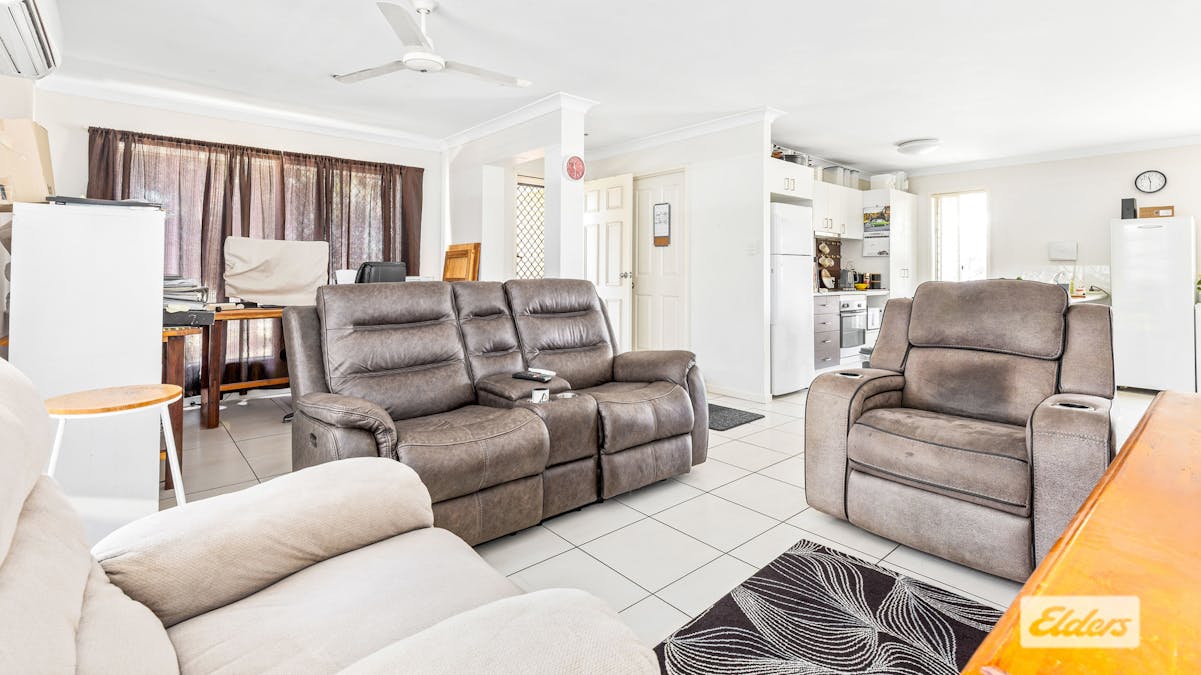 31 Lakeside Drive, Emerald, QLD, 4720 - Image 6