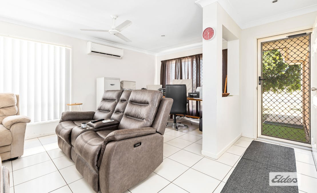 31 Lakeside Drive, Emerald, QLD, 4720 - Image 2