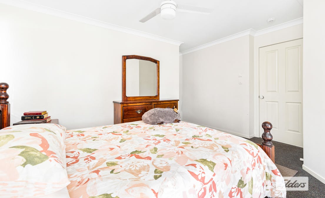 31 Lakeside Drive, Emerald, QLD, 4720 - Image 9