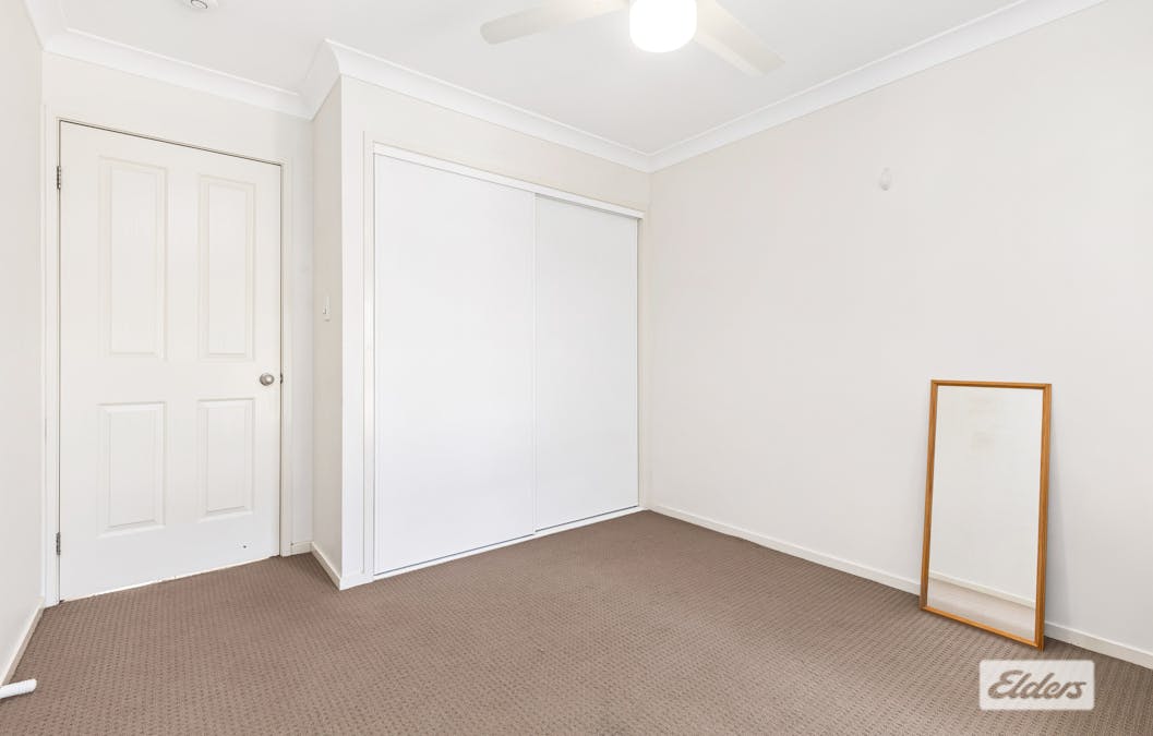 16 Suncrest Street, Emerald, QLD, 4720 - Image 13