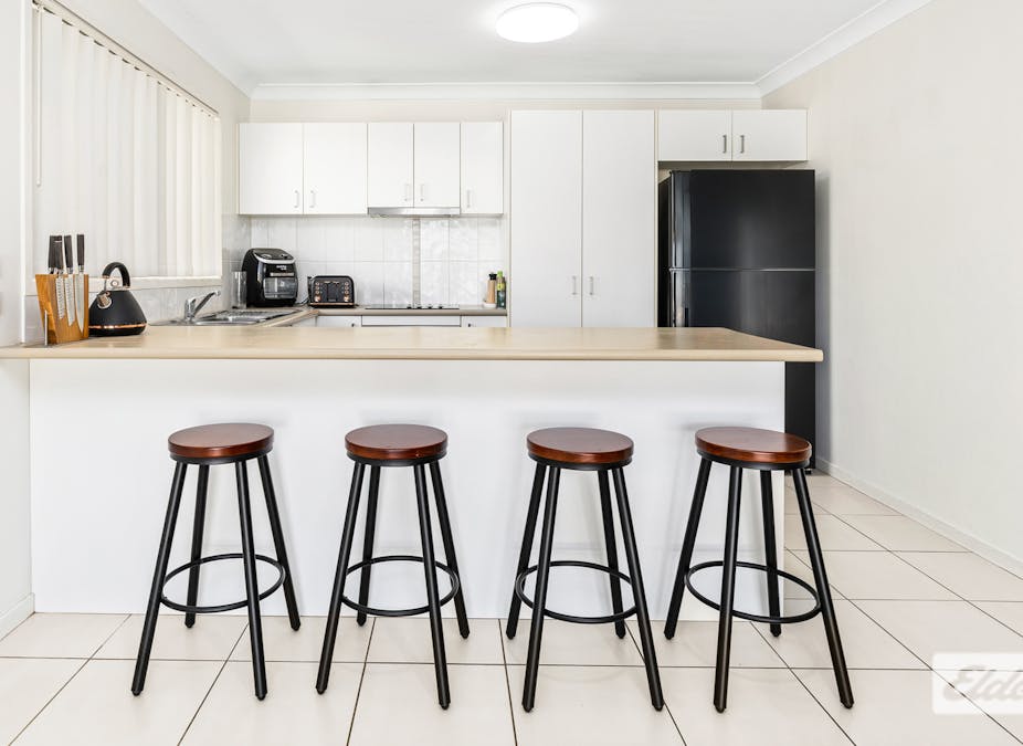 16 Suncrest Street, Emerald, QLD, 4720 - Image 2