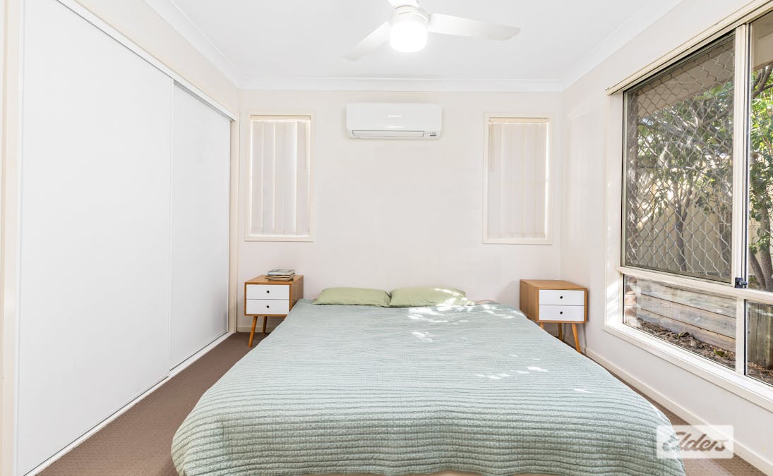 16 Suncrest Street, Emerald, QLD, 4720 - Image 8