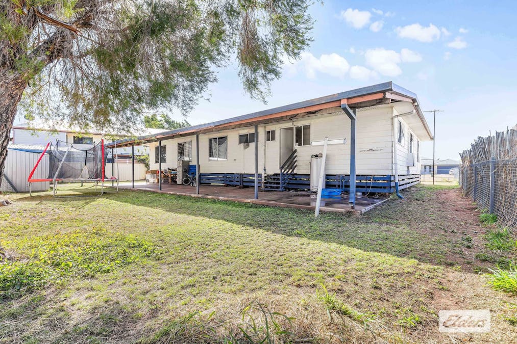 145 Opal Street, Emerald, QLD, 4720 - Image 19