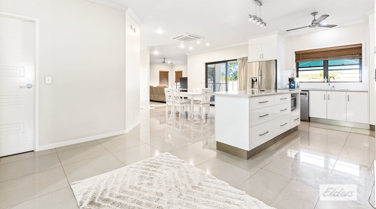 B/14 Coldstream Street, Emerald, QLD, 4720 - Image 4