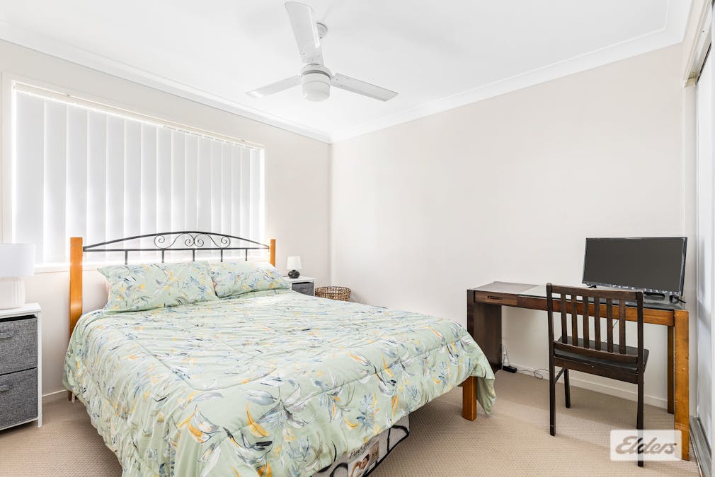 15 Ivers Place, Emerald, QLD, 4720 - Image 11