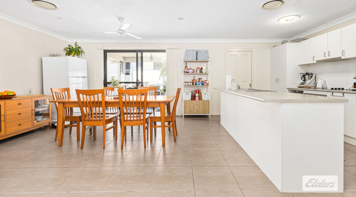 15 Ivers Place, Emerald, QLD, 4720 - Image 3