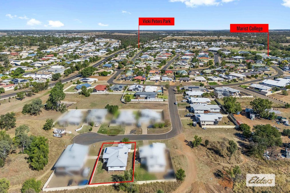 15 Ivers Place, Emerald, QLD, 4720 - Image 17