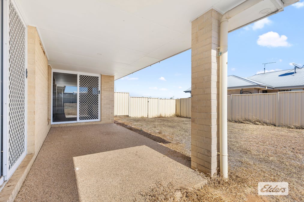 14 Scenic Drive, Emerald, QLD, 4720 - Image 15