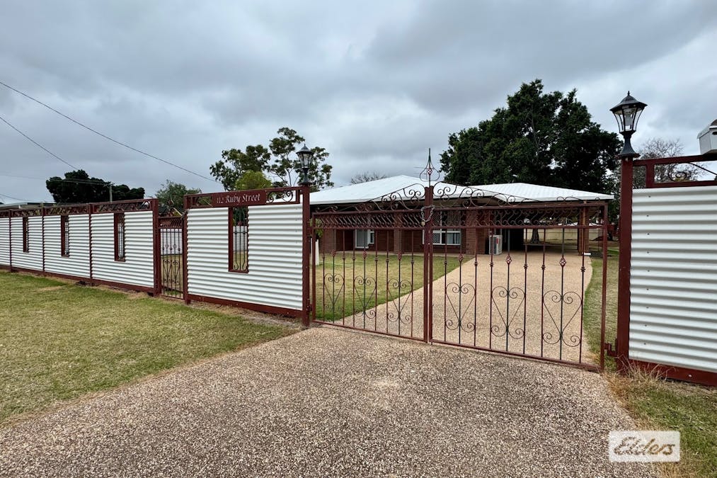 112 Ruby Street, Emerald, QLD, 4720 - Image 2