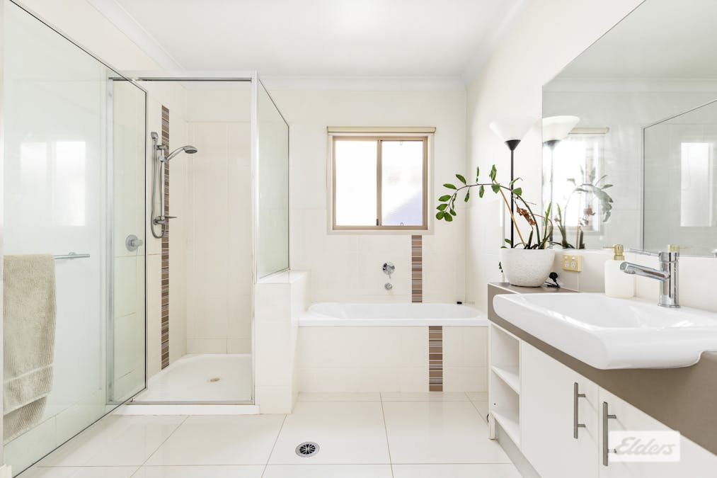 26B Brokenwood Street, Emerald, QLD, 4720 - Image 15