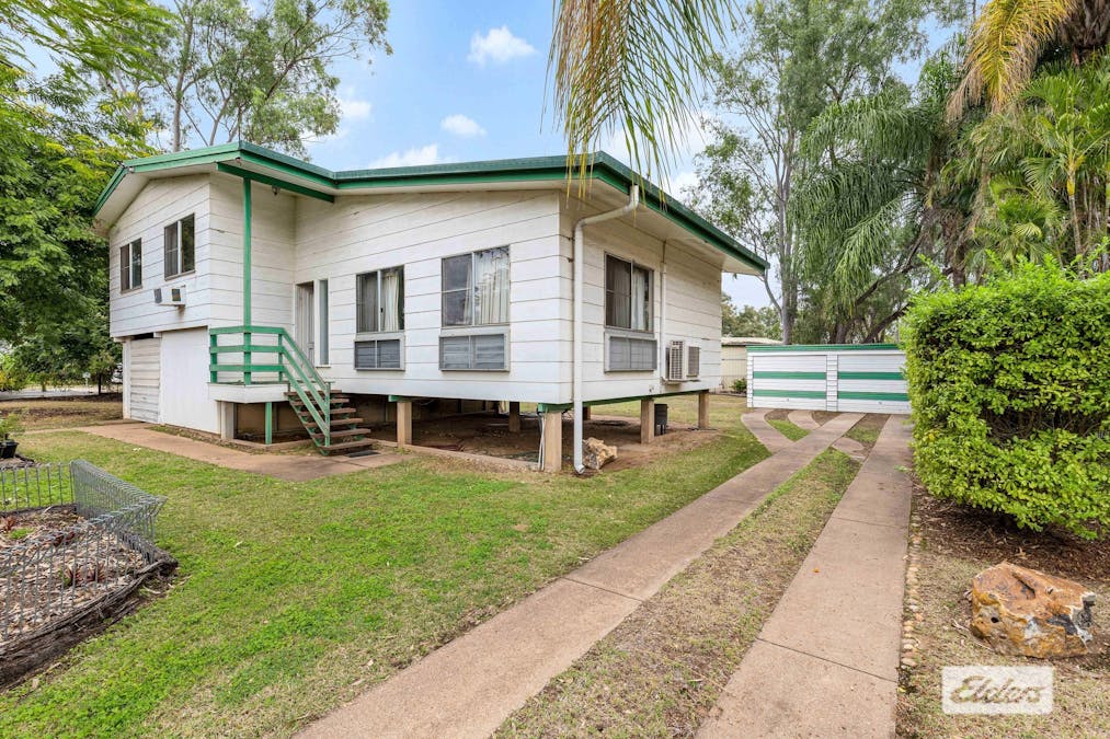 12 Pryor Place, Emerald, QLD, 4720 - Image 16