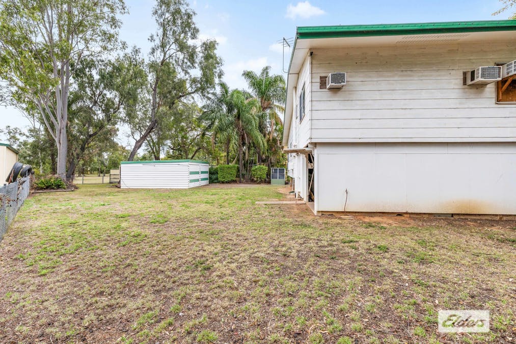 12 Pryor Place, Emerald, QLD, 4720 - Image 15