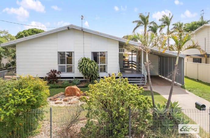 17 Pryor Place, Emerald, QLD, 4720 - Image 1