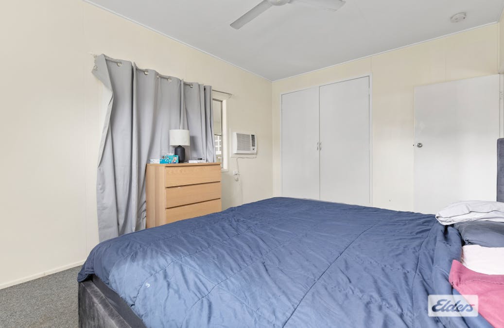 17 Pryor Place, Emerald, QLD, 4720 - Image 9