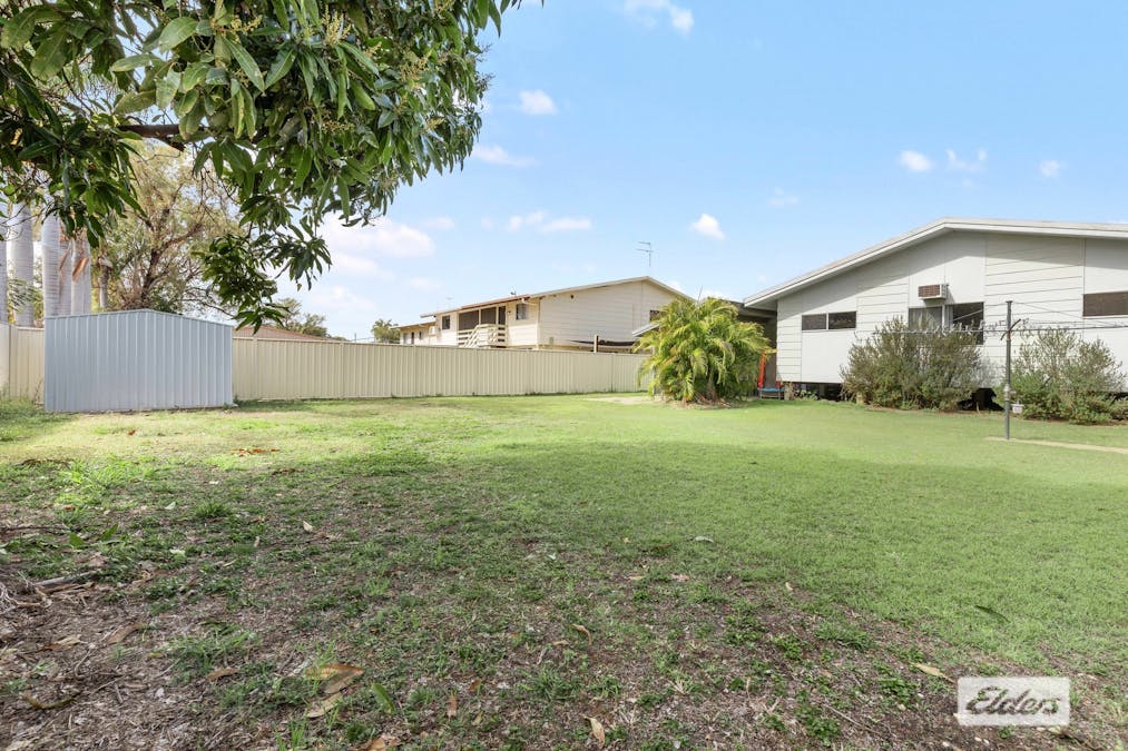 17 Pryor Place, Emerald, QLD, 4720 - Image 17