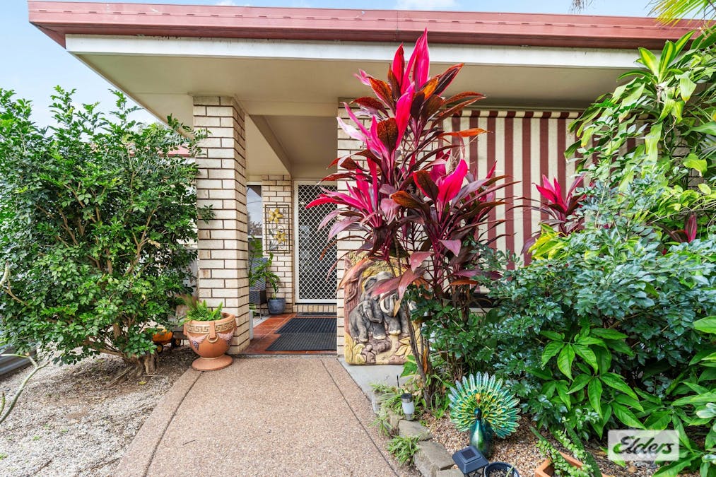 7 Skelton Place, Emerald, QLD, 4720 - Image 2