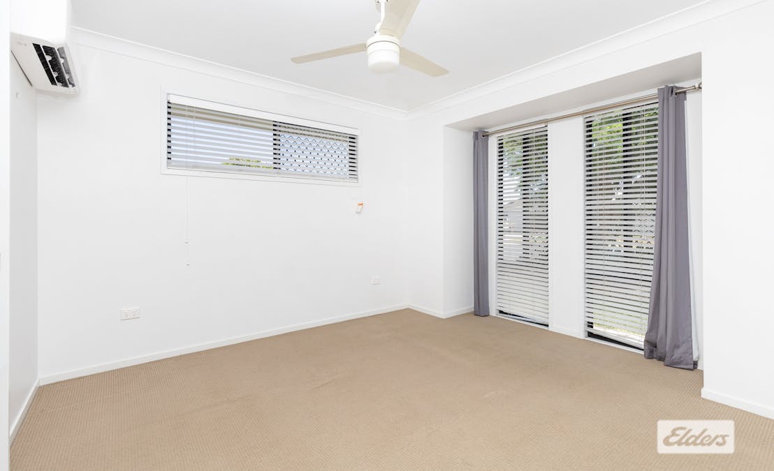 52 Mayfair Drive, Emerald, QLD, 4720 - Image 8