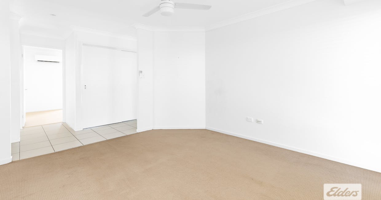 52 Mayfair Drive, Emerald, QLD, 4720 - Image 6