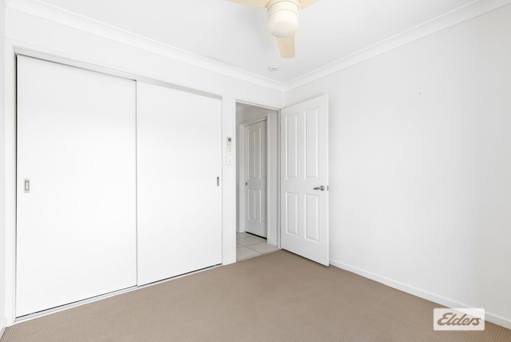52 Mayfair Drive, Emerald, QLD, 4720 - Image 13