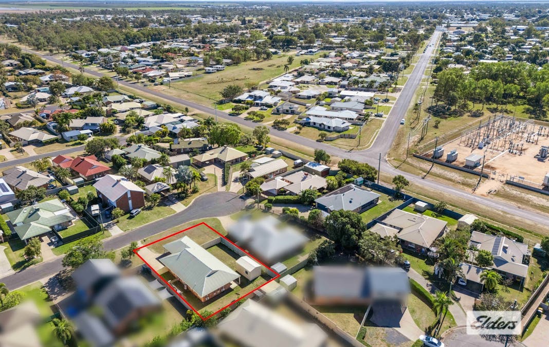 10 Chalmers Crescent, Emerald, QLD, 4720 - Image 26