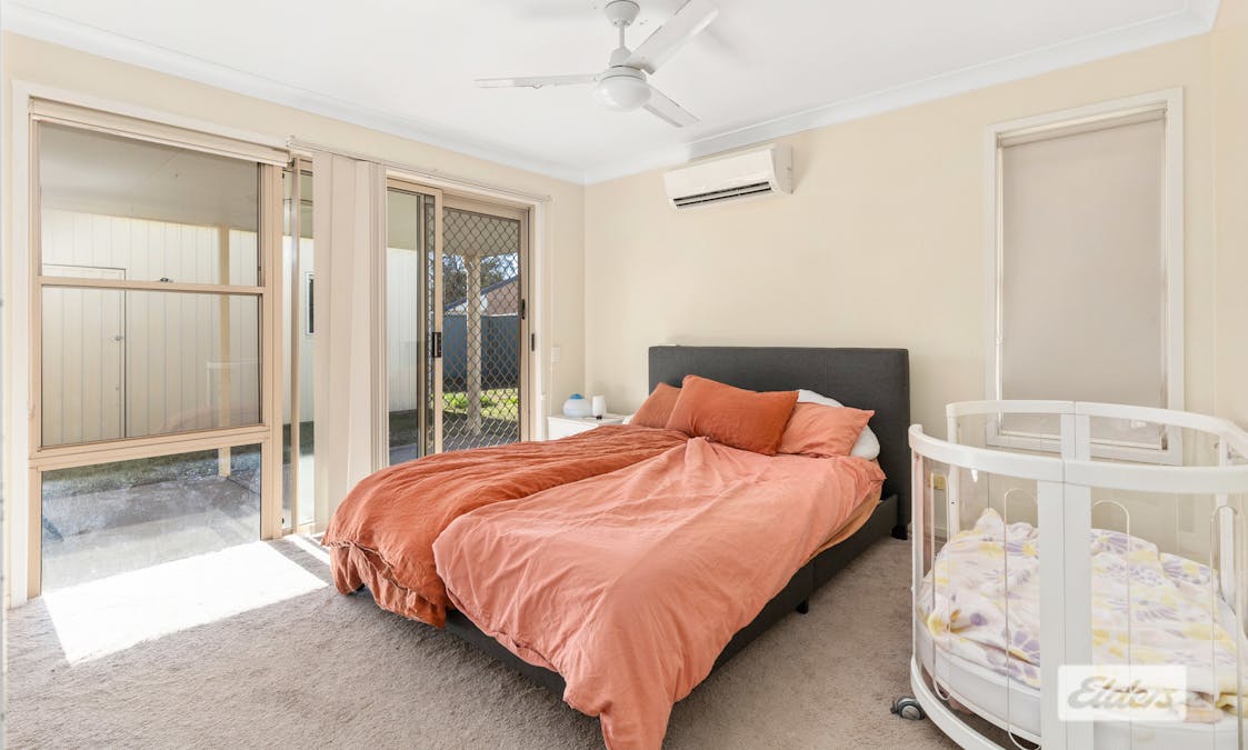 10 Chalmers Crescent, Emerald, QLD, 4720 - Image 11