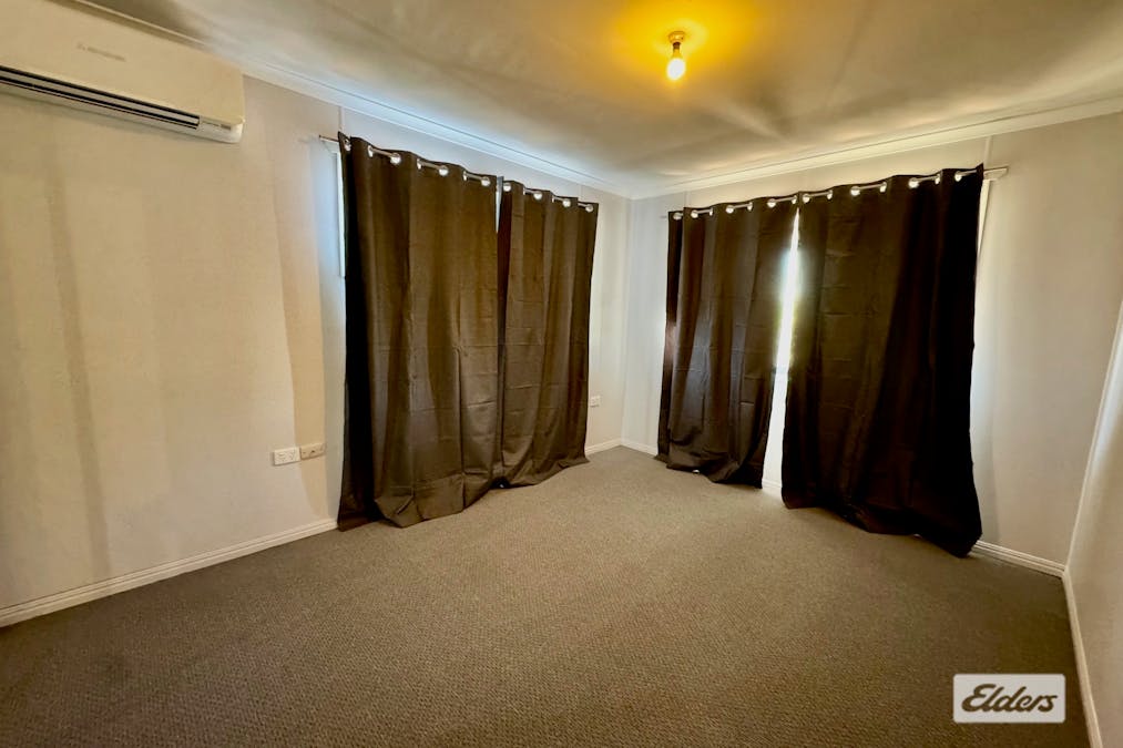 3 Gilbert Place, Emerald, QLD, 4720 - Image 5