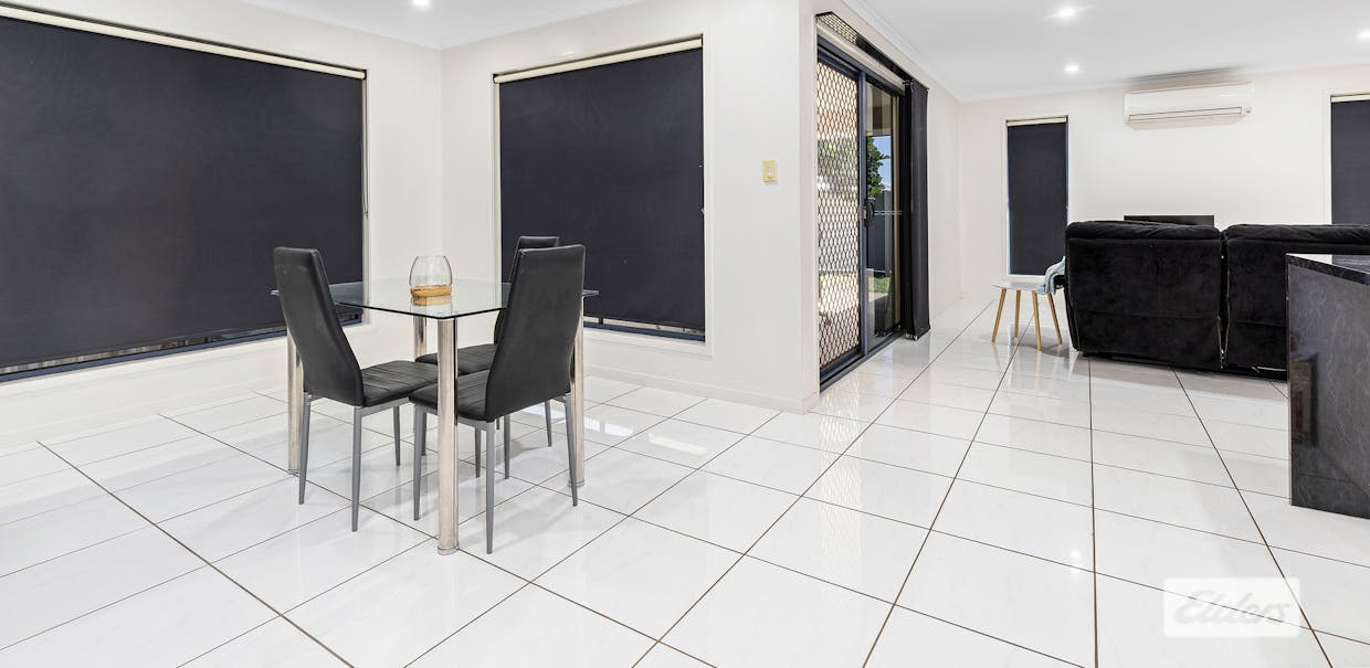 2/28 Saville Street, Emerald, QLD, 4720 - Image 8