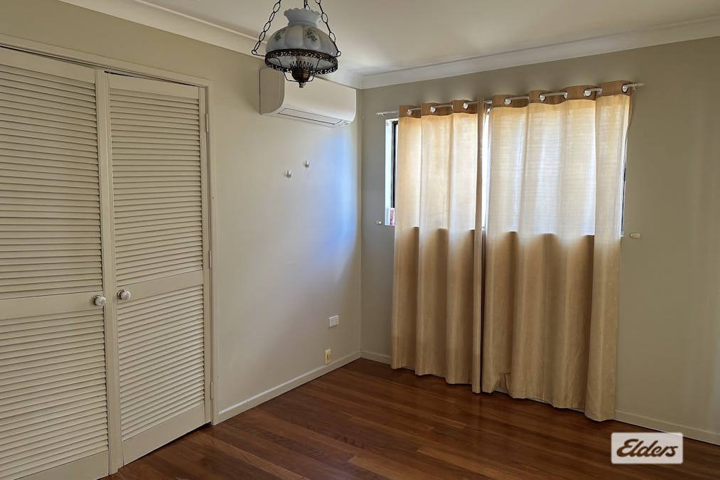 2/21 Opal Street, Emerald, QLD, 4720 - Image 5