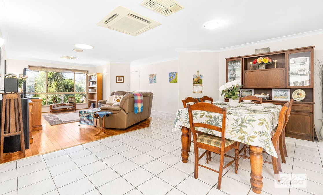 4 Osborne Place, Emerald, QLD, 4720 - Image 8