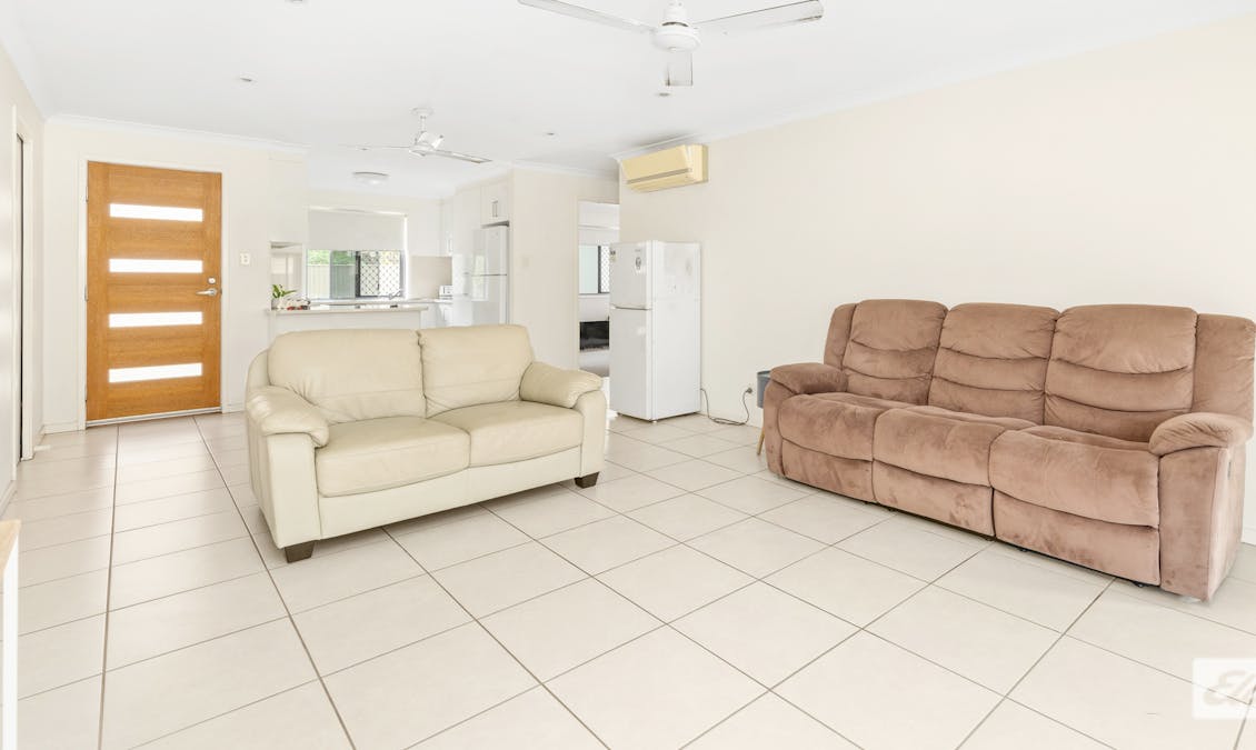 2/61 Newman Drive, Emerald, QLD, 4720 - Image 4