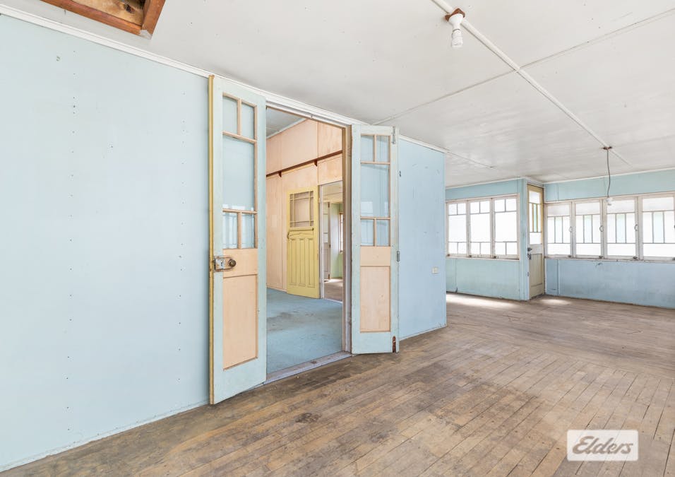 58 Borilla Street, Emerald, QLD, 4720 - Image 8