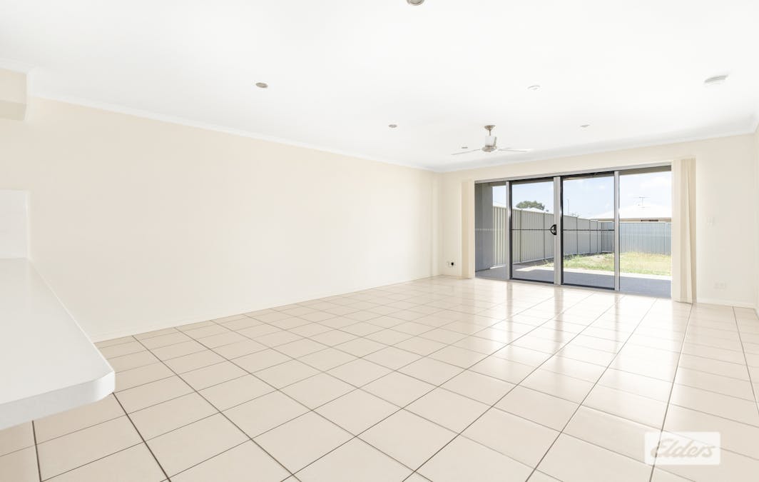 1/6 Newman Drive, Emerald, QLD, 4720 - Image 7