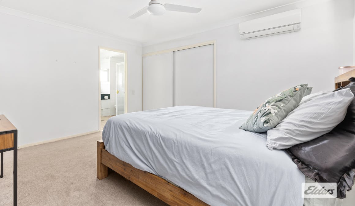 40 Crinum Street, Emerald, QLD, 4720 - Image 10