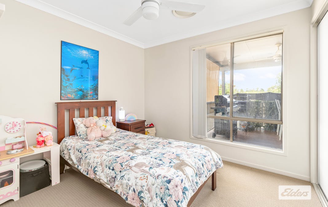 7 Ivers Place, Emerald, QLD, 4720 - Image 13