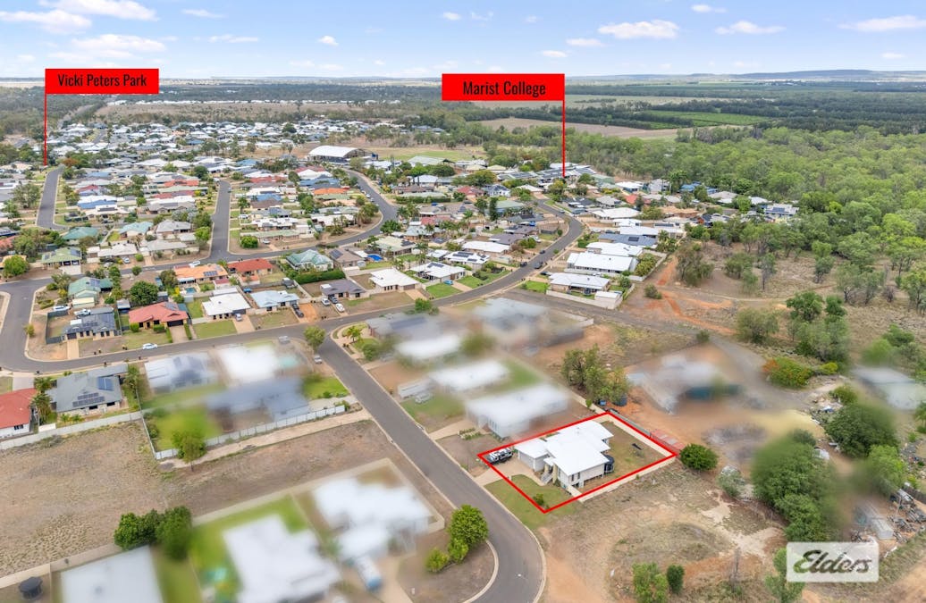 7 Ivers Place, Emerald, QLD, 4720 - Image 17